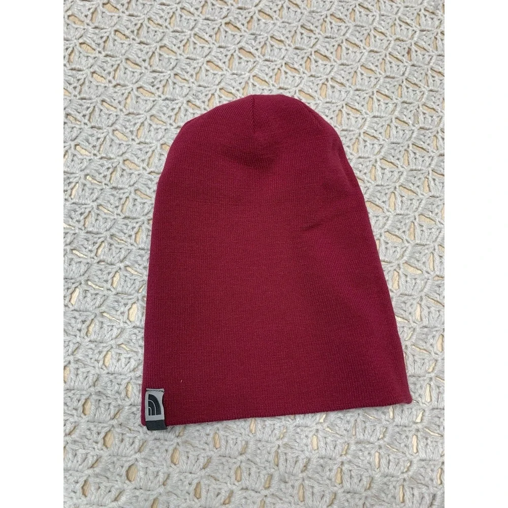 The North Face Beanie Hat Girls One‎ Size Pink White Burgundy Striped Casual